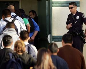 Candidatii la sesiunea de toamna a bacalaureatului, supravegheati de 9.000 de politisti