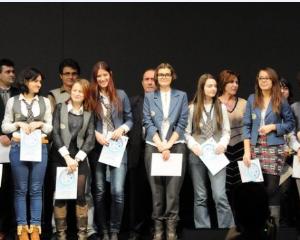 Primaria din Bacau premiaza cei mai buni elevi
