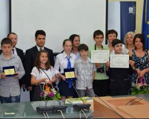 MEN a premiat 10 scoli pentru organizarea activitatilor extrascolare pentru elevi