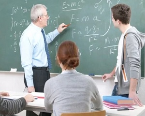 Profesorii se vor putea pensiona anticipat. Care este conditia