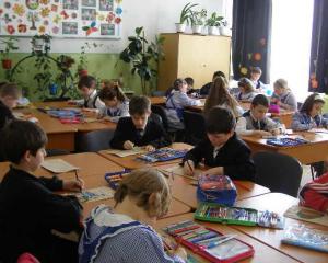 Contribuabilii ar putea redirectiona 2% din impozit catre scolile de stat