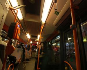 Elevii si studentii din Constanta nu primesc reducere pentru transport de 3 ani. Cum isi motiveaza Radu Mazare decizia