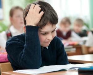 O saptamana in plus de scoala pentru elevi. Anul scolar 2017- 2018 incepe pe 11 septembrie si se incheie pe 22 iunie