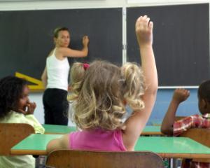 Sporuri mai mari pentru profesori valabile de la 1 ianuarie 2017
