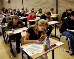 Calendar simulare Evaluare Nationala 2015. Calendar simulare Bac 2015