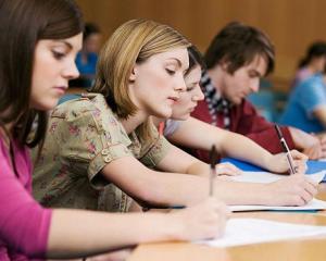 Simularea evaluarii nationale incepe pe 18 februarie
