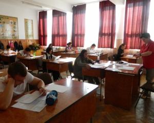 Simularea Evaluarii Nationale 2014 pentru clasa a VIII-a are loc in februarie