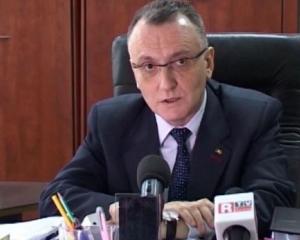 Premierul interimar: sistemul educational trebuie sa sustina invatamantul din toata tara
