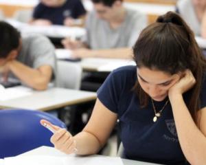 Model subiecte limba romana - Simulare Evaluare Nationala 2015
