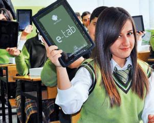 Tablete gratuite pentru elevii claselor a III-a si a IV-a