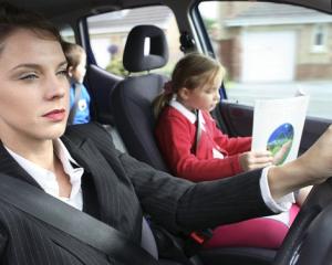 Scoala incepe cu o zi libera