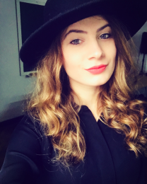Andreea-Elena Axinoiu