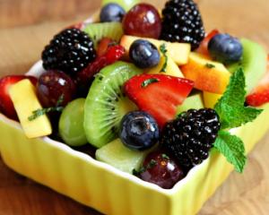 salata de fructe pentru copii