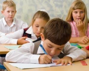 Inscriere clasa I 2016: Copiii de 7 ani pot fi inscrisi si in 2016 direct in clasa I